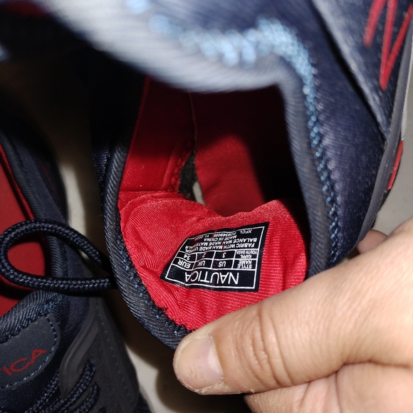 NAUTICA navy blue gym shoe size 3 - Picture 8 of 8